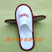 龙威酒店真美布拖鞋